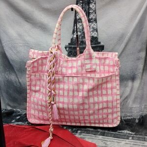 Vince Camuto Pink and white tote
